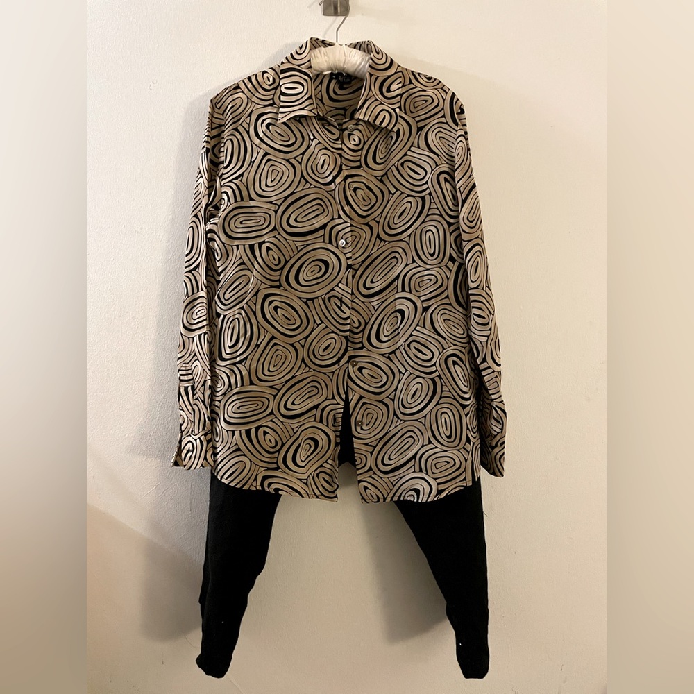 Vintage Silk bouse with lively swirly graphics